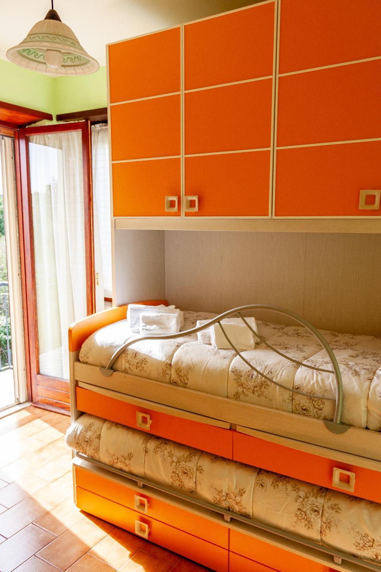A Casa Di Marco Guesthouse - Apt Di Ciampino E Stazione Per Roma Marino Extérieur photo